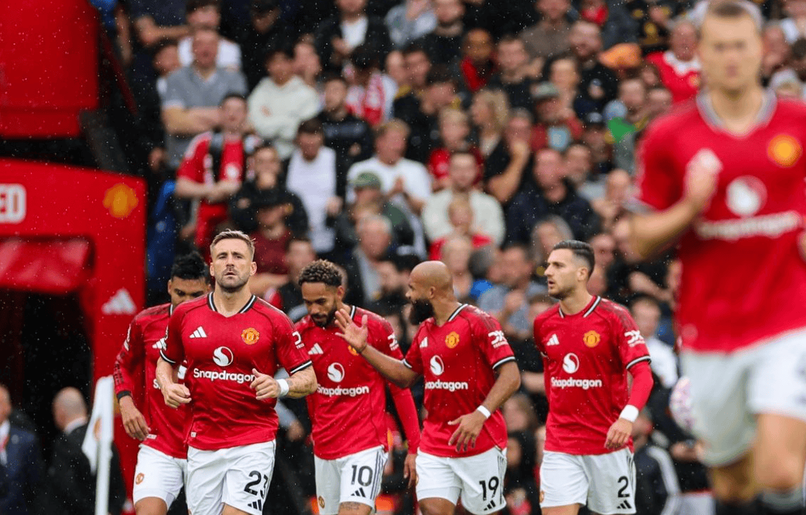 英超最新积分战报：曼联桑德兰纷纷绝杀，热刺爆冷，纽卡3场不胜